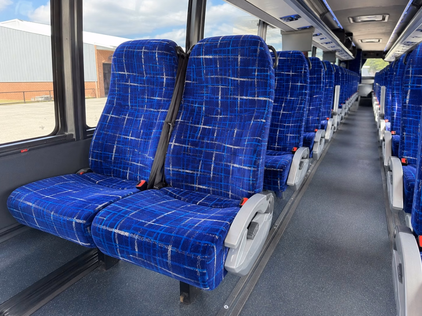 corporate and group sporting event shuttles in lubbock