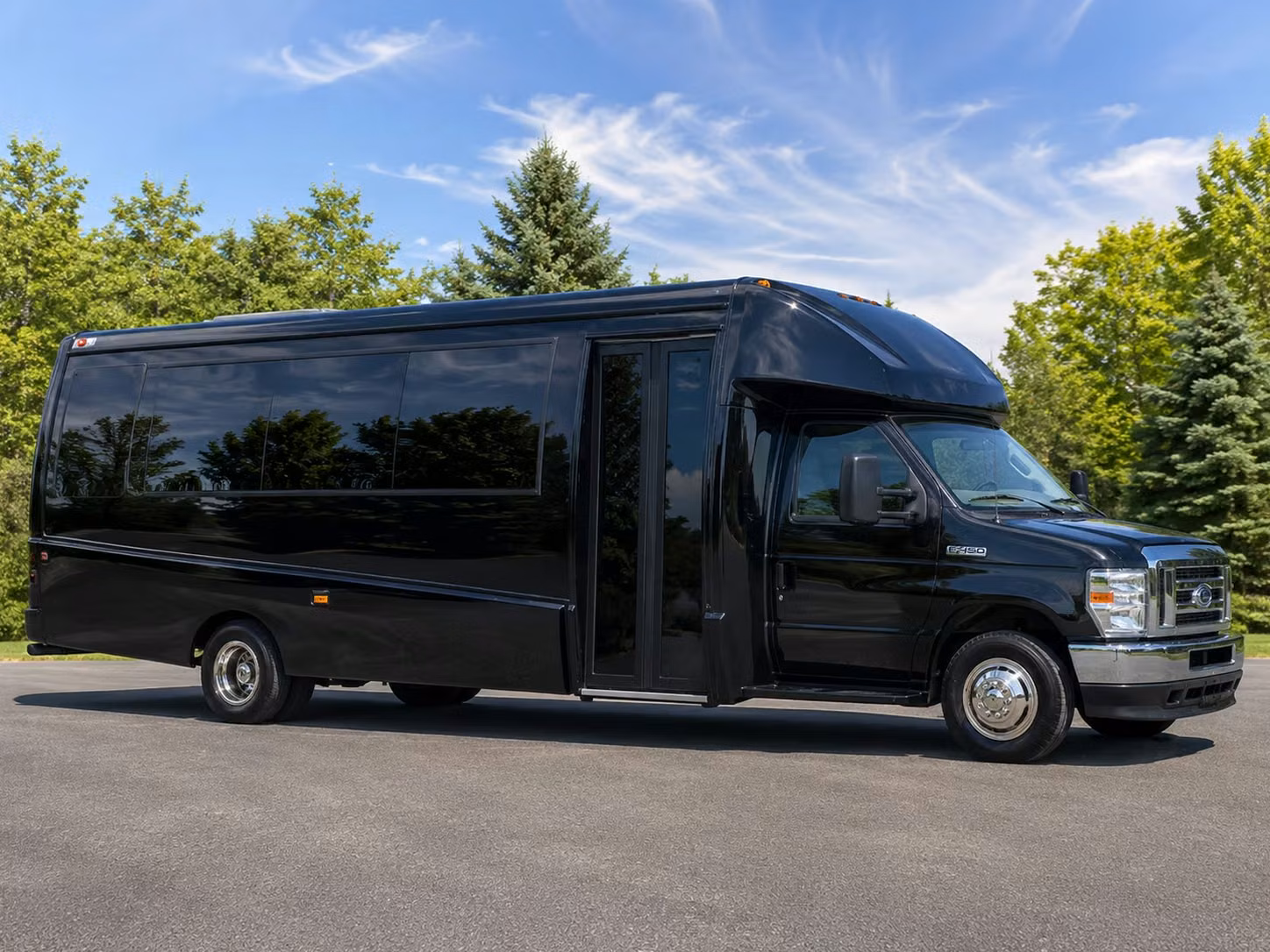 lubbock 18 passenger minibus rental